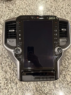 2025 DODGE RAM 1500 12 Inch SCREEN DISPLAY - Image 1 of 4