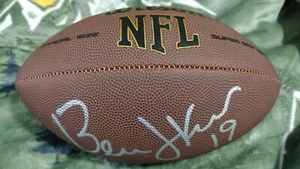 NFL Fußball signiert von Taylor Swifts Freund Bernie Kosar Beckett zertifiziert - Bild 1 von 4