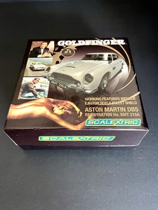 Scalextric C3091A Goldfinger James Bond 007 Aston Martin DB5 4083/6500 - Bild 1 von 7