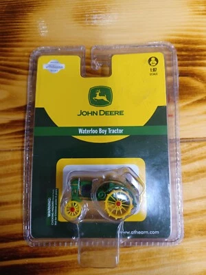 Athearn's JOHN DEERE Waterloo Boy #7702 Toy Tractor 1:87 Die cast HO Scale  - Image 1 of 2
