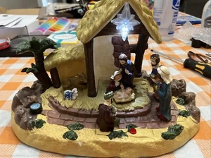 Gemmy Battery Powered Nativity Scene in Great Working Condition. See Video - Picture 1 of 6