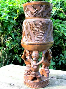 Kuba Cup Signed Congo DRC Quality Geometric Carving 3 figures; 29cm Vintage - Picture 1 of 12