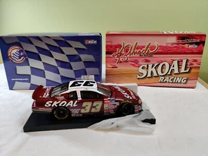 1999 Action KEN SCHRADER #33 Red Skoal Racing Chevy Monte Carlo 1/24 DieCast - Picture 1 of 9