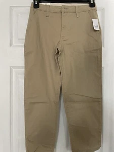 Gap Kids Khakis NWT Size 8. School Uniform, Church. Gender Neutral - Picture 1 of 7