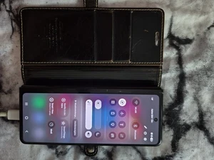 Samsung Galaxy Z Fold3 5G 256GB ohne Simlock - Bild 1 von 20