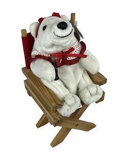 Coca-Cola Bear en silla mini directora 9" de alto 4" de ancho 1998 etiqueta de felpa de frijol - Imagen 1 de 6