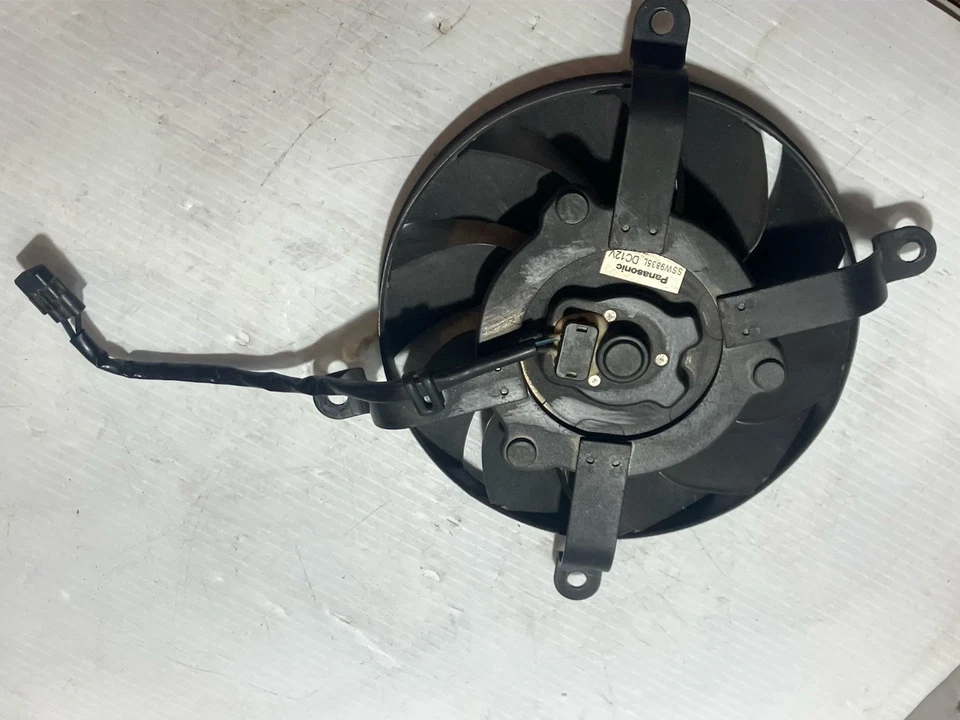 Вентилятор 2009 Kawasaki Vulcan Classic 1700 (OEM) - Изображение 1 из 4