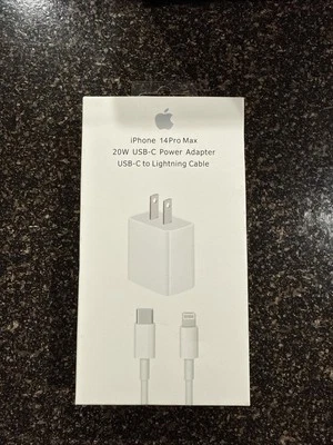 Cable Lightning 73 Apple y cargadores de bloque USB-C Foto 1 de 4