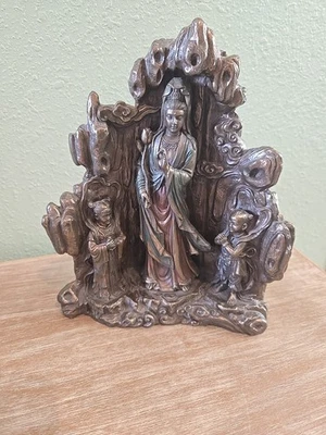 Estatua única del budismo chino Qianlong Guanyin Kwan-yin. Hallazgo raro. Foto 1 de 4