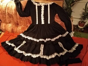 Kleid Anime Schwarz mit weißem Rüschenbesatz, Größe M - Bild 1 von 4