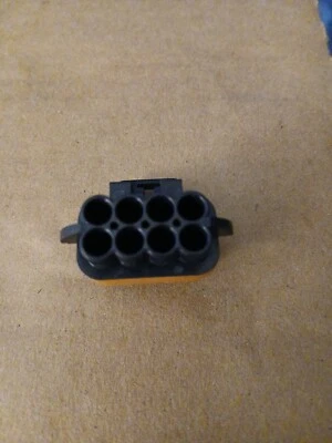 12047937 Connector - Image 1 of 4