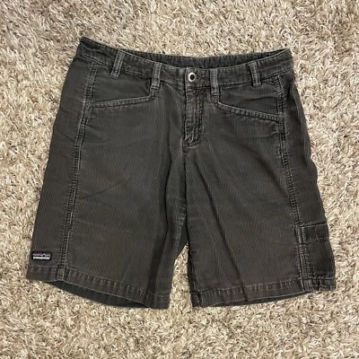 Patagonia Women's Cordalette Corduroy Shorts Nouveau Green Sz 4 Cargo 9” Inseam - Image 1 of 4