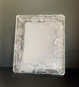 Mikasa 8x10 Frosted Floral Lead Crystal Glass Flower Picture Frame Vintage 90’s