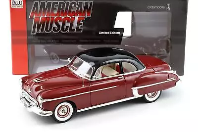 1:18 Auto World 1950 Oldsmobile Rocket 88 Holiday Coupè Rosso Scuro/Nero - Immagine 1 di 4