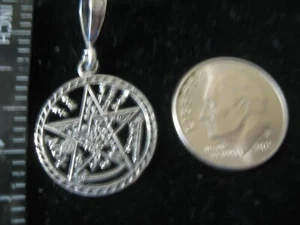 PENDANT PENTAGRAM - IT COMES IN .925 STERLING SILVER & A FREE CHAIN! - Picture 1 of 4