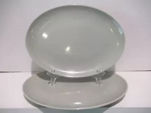 1953 Taylor, Smith & Taylor Pebbleford 2 Granite Green 11” Platters Excellent - Picture 1 of 13