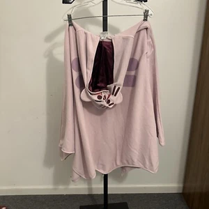 Pusheen Vampurr Hooded Cape, One Size, Halloween, Pusheen Box Exclusive - Picture 1 of 4