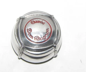 Tapón de botella de metal vintage Dom Perignon Cuvee, como nuevo en caja original - Imagen 1 de 5