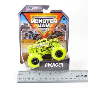 Monster Truck Serie 35 Hot Wheels Monster Jam Avenger (Amarillo) NUEVO SELLADO - Imagen 1 de 11