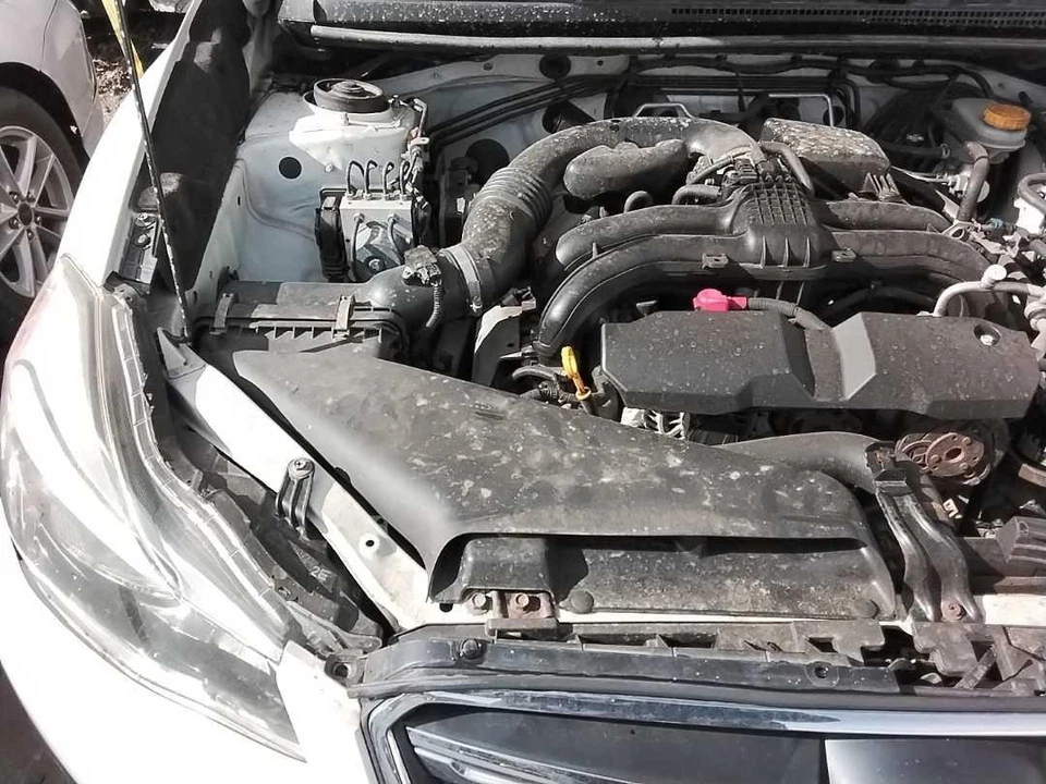 Used Air Cleaner Assembly fits: 2017 Subaru Xv crosstrek PZEV Grade A - Image 1 of 4