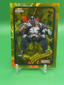 2025 Topps Chrome Marvel Apocalypse rifrattore lava giallo - Foto 1 di 2