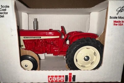 Ertl Scale models 1/16 International Harvester 606 1991 Farm Progress Show #116* - Image 1 of 2