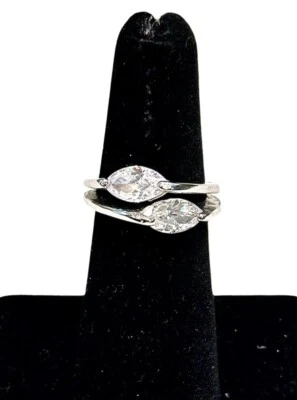 Lia Sophia "Entice" Silver Tone Ring w/2-Cubic Zirconia 1.5ct Stones Size 5 - Image 1 of 4