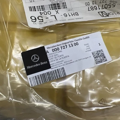 Tira de intemperie para puerta genuina Mercedes-Benz 000-727-13-00 Foto 1 de 4
