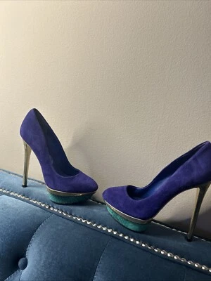 ¡¡NUEVAS HERMOSAS BOMBAS SUADE BRIAN ATWOOD!! TALLA 7.5!!!  Foto 1 de 4