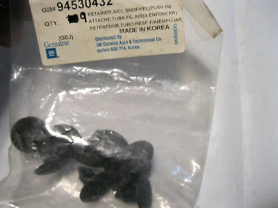 9 GENUINE GM OEM 94530432 Rear Compartment Side Trim Clips (9 pack) Foto 1 de 2