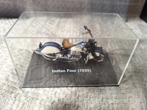 NUEVA MOTOCICLETA RAY-TOYS 1939 INDIAN CHIEF AZUL 1/32 SUELTA EN CAJA DE EXHIBICIÓN - Imagen 1 de 1