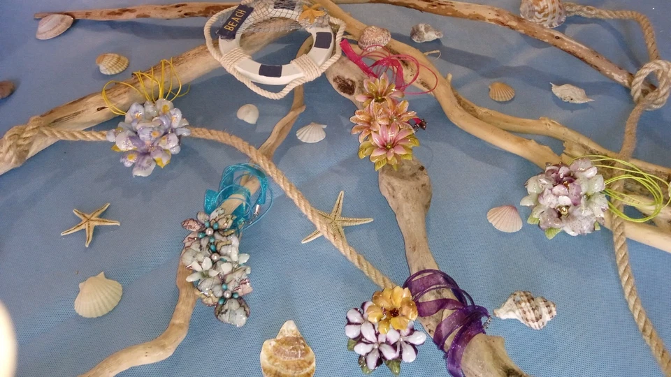 Collana in sospeso trasparente fiori donna idea regalo - Immagine 1 di 1