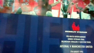 Arsenal v Manchester United - 7 August 1993 - Picture 1 of 1