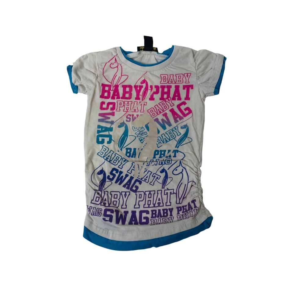 Camisa Baby Phat Meninas Média Branca Estampa Total Manga Curta Decote Redondo - Imagem 1 de 4