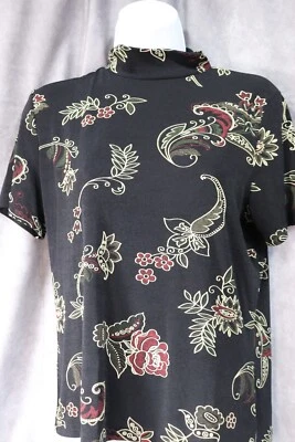 Camisa grande de manga corta Kathy Ireland Essentials negra con estampado floral para mujer Foto 1 de 3