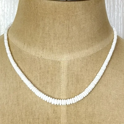 Винтажное гавайское градуированное белое ожерелье пука с застежкой-бочонком 18 дюймов - Изображение 1 из 4
