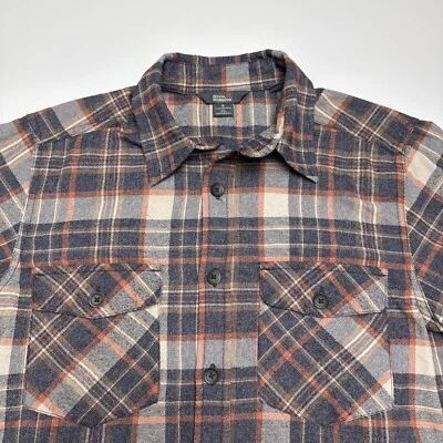 Royal Robbins Mens Flannel Button Up Shirt Sz Small Brown Plaid Contemporary Fit - Image 1 of 4