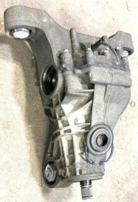 MONTAJE DIFERENCIAL TRASERO TOUAREG TDI 2012 NECESITA SELLOS ORIGINALES OEM USADO 11-16 Foto 1 de 4