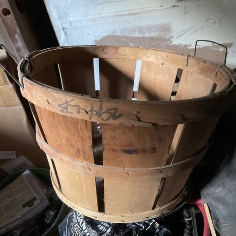 Vintage Wooden Wire Handled Bushel Basket 14” X 10” Cover