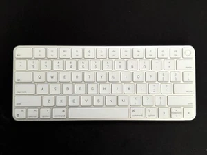 Teclado mágico Apple con Touch ID para modelos MAC con silicona Apple - US/A2449 - Imagen 1 de 2
