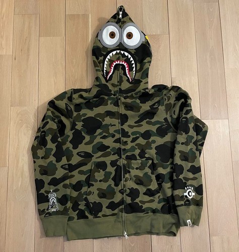 A BATHING APE (BAPE) Felpa con cappuccio verde squalo con cerniera intera A Bathing Ape x Minions 1I73 115 902 usata nuova di zecca rara