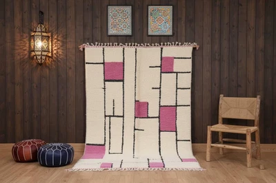 Modern Moroccan Wool Rug – Cream & Pink Abstract Berber Design | Handwoven Beni - Image 1 of 4