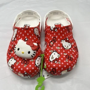 Crocs x Hello Kitty rote klassische Clogs Sandalen Größe Damen 6 (1 Kitty fehlt) " - Bild 1 von 8