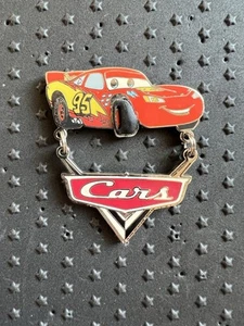 DSF DSSH Disney Pixar's Cars Lightning McQueen LE 500 Disney Pin - Picture 1 of 2