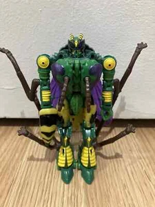 TRANSFORMERS CHUG WAR FOR CYBERTRON KINGDOM WASPINATOR 100% COMPLETE + MANUAL - Picture 1 of 2
