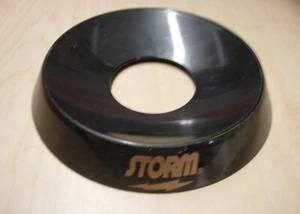 = STORM BLACK PLASTIC BOWLING BALL CUP - GOLD Storm - Picture 1 of 3