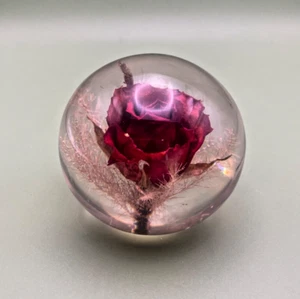 Vintage Marked London Botanical Floral Suspended Red Rose Resin Paperweight - Picture 1 of 7