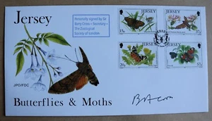 BUTTERFLIES & MOTHS 1991 JERSEY FDC SIGNED BY BARRY CROSS ZOOLOGICAL SOCIETY - Imagen 1 de 2