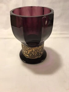 Sehr schöner Walther Glas - Standbecher violett - Relief mit Verzierung - Bild 1 von 4