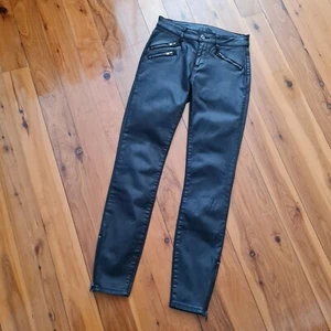 Women's size 8 'WITCHERY' Gorgeous black waxed skinny jeans with zips - EUC - Picture 1 of 7